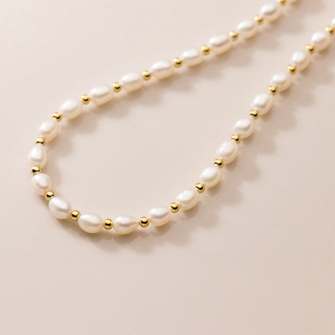Colar de Pérolas de Água Doce Dourado