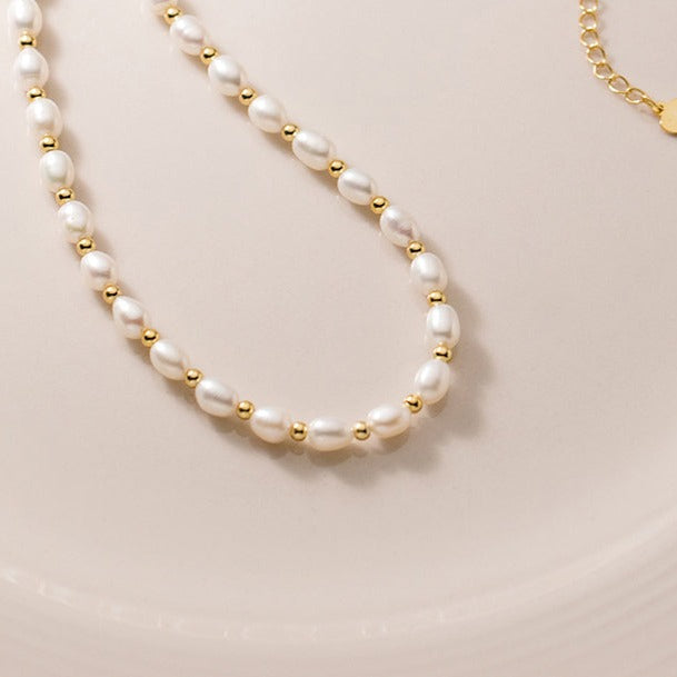 Colar de Pérolas de Água Doce Dourado