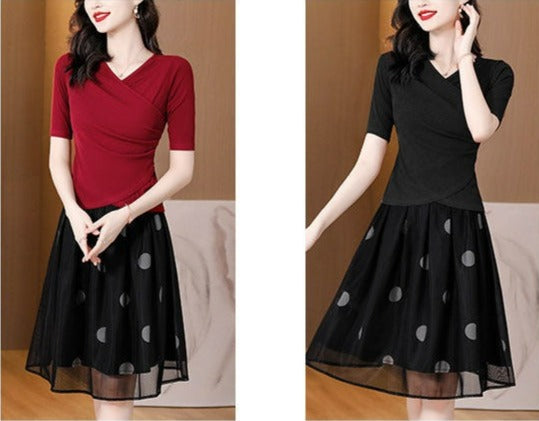 Conjunto Parisiense™ de Blusinha com Decote Cruzado + Saia Dupla Camada / O Campeão em Deixar Qualquer Mulher Muito Bem Vestida!