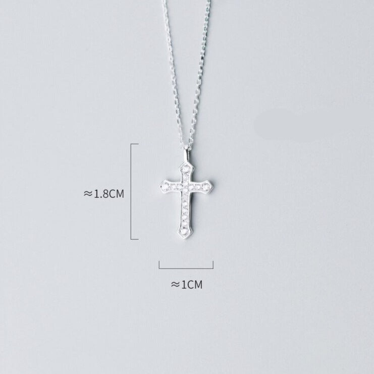 Colar de Cruz Clássica Prata