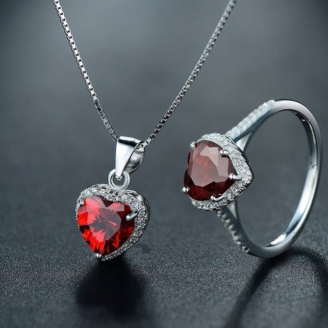 Conjunto Coração Rubi em Prata 925